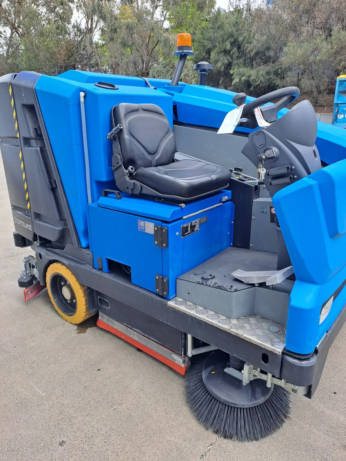 Used Conquest CC1200LPG Industrial Sweeper Scrubber - Serial No. 0007