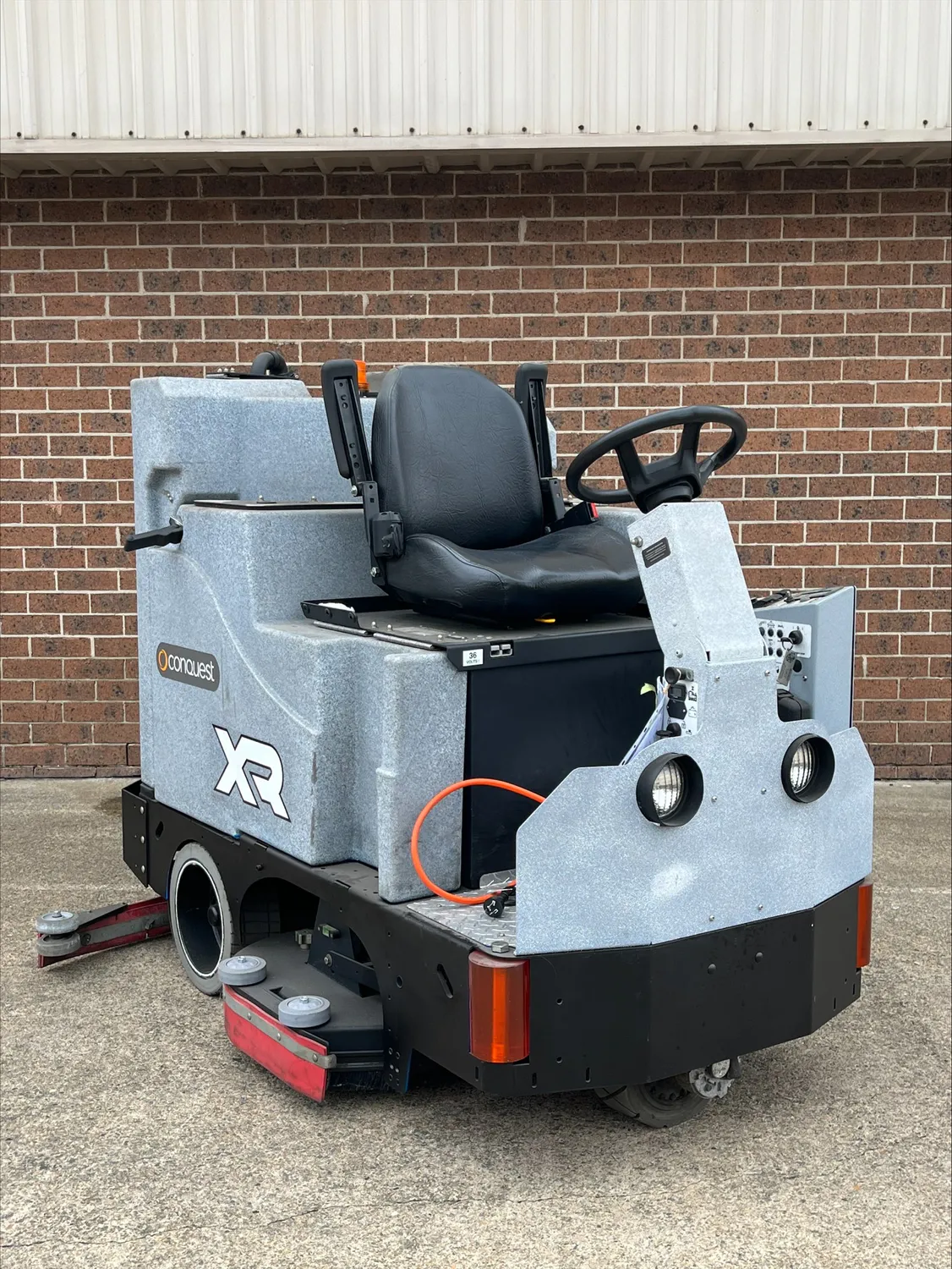 Used Conquest SDS115 Floor Scrubber Serial No. 93168